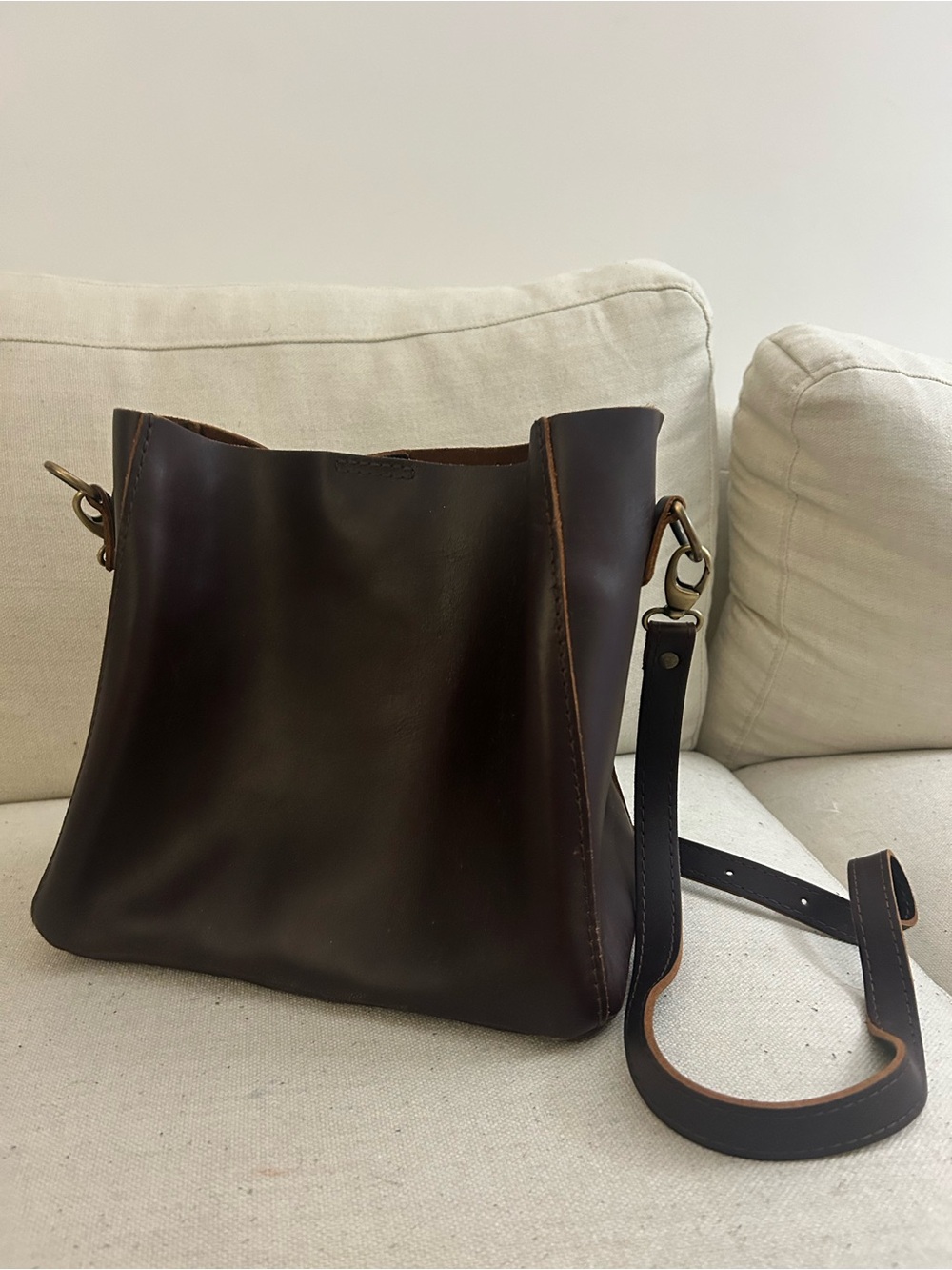 Portland Leather Good Butterfly Bucket Bag - Dark Brown